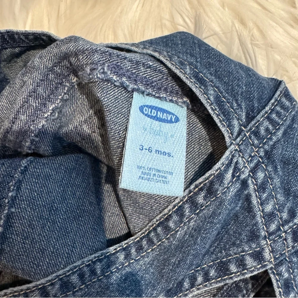 Old Navy Baby Denim Shortall Romper 3-6M Blue Unisex Overalls‎ Snap